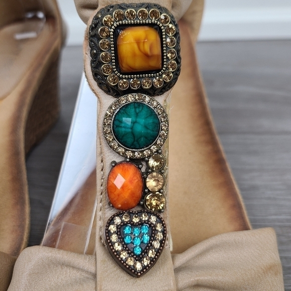 Tan Women's Casual Wedge Bohemian Jeweled Sandals Size 7.5 - Picture 8 of 17
